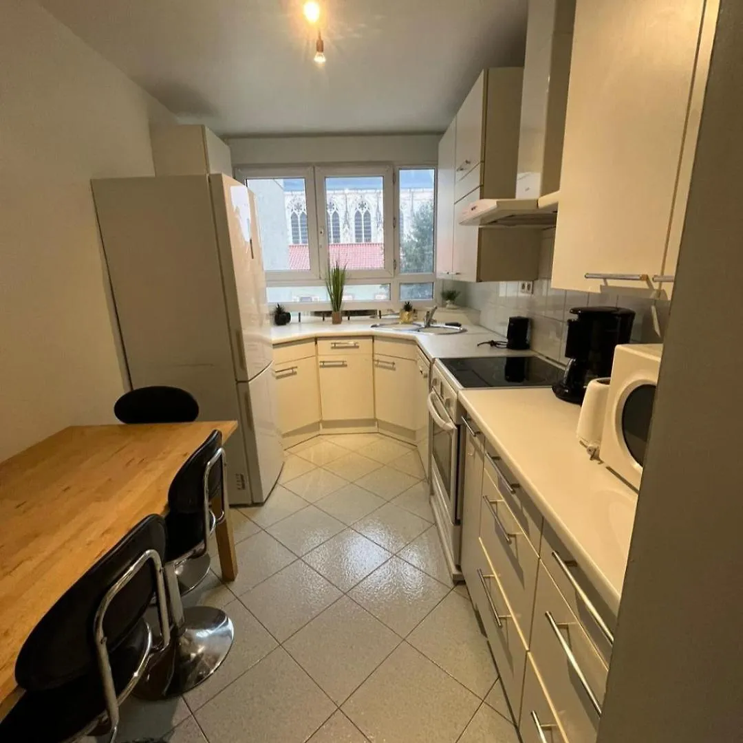 شقة 115 Rue Vauban ليون 0*,